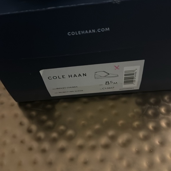Cole Hann Chukka Boot - Picture 4 of 4